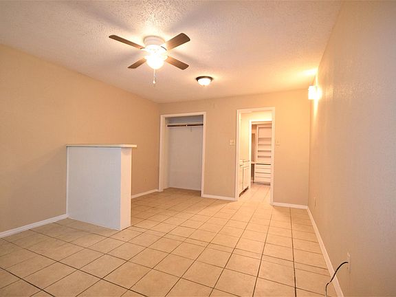 5th image of 208 Morgan Pl #117