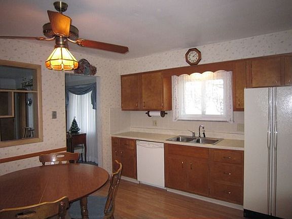 2nd image of 13140 Willard Ave