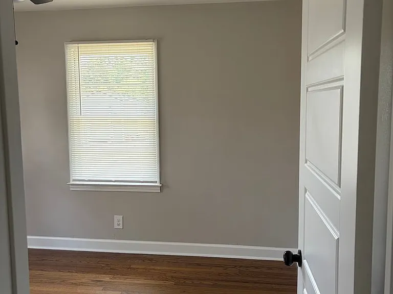 4109 Edwards Rd — Photo 17