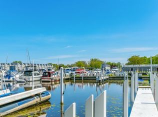15 Harbor Isle Dr, New Buffalo, MI 49117