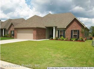 17044 Richmond Dr, Prairieville, LA 70769