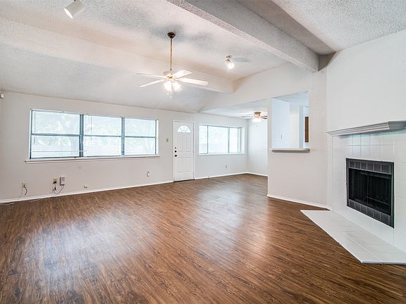 4th image of 3021 Colony Dr