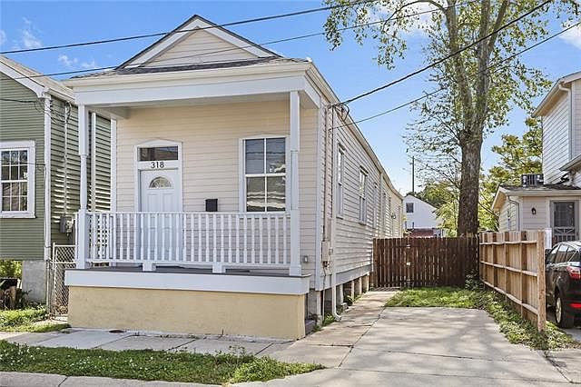 1st image of 318 S Salcedo St