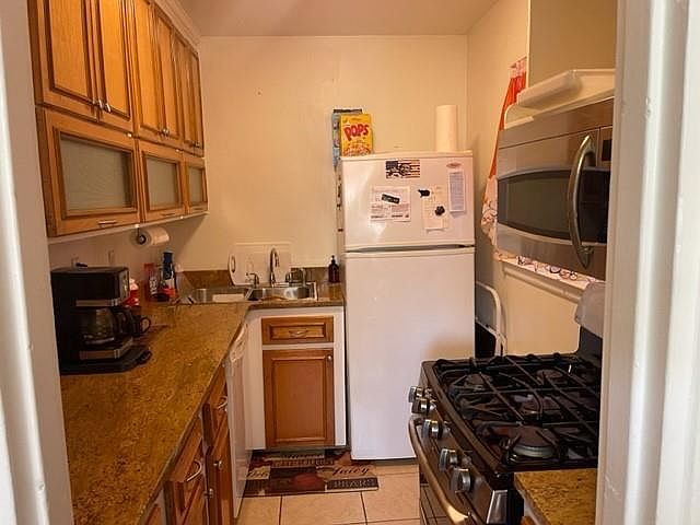 1st image of 55 Erhbar Avenue #4B