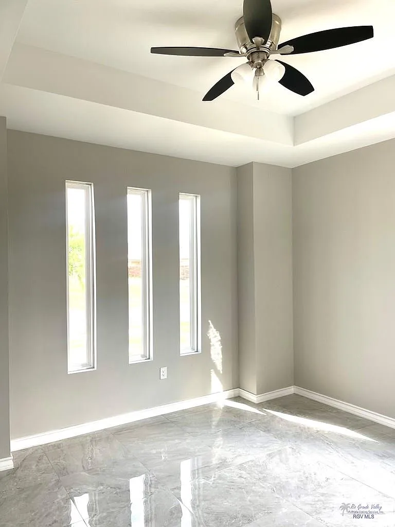 4 bed, 3.5 bath, 2167 sqft, $2,350 — Photo 3