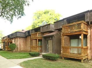 1205 Henry Ct, Flushing, MI 48433