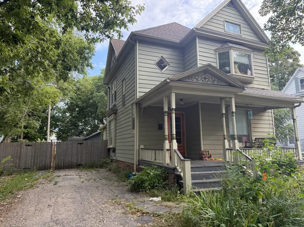 404 E Park St, Champaign, IL 61820