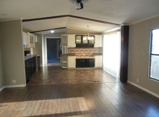 2260 N Golden Ave TRAILER 70, Springfield, MO 65803