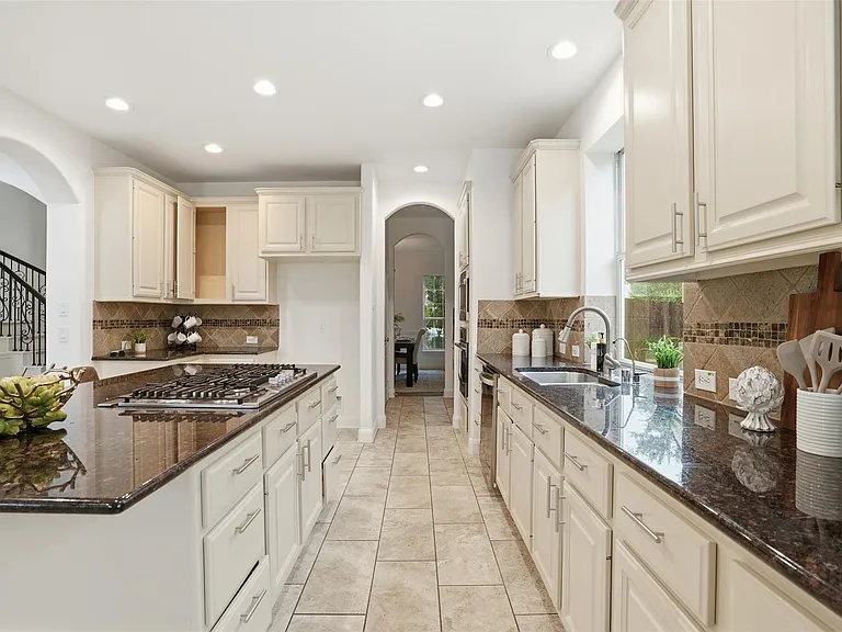 2802 Kestrel Trace Ln — Photo 12