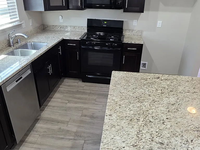 11049 Gem Valley Rd — Photo 9