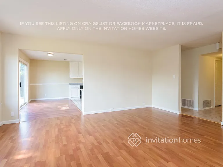 2823 Seville Cir — Photo 5