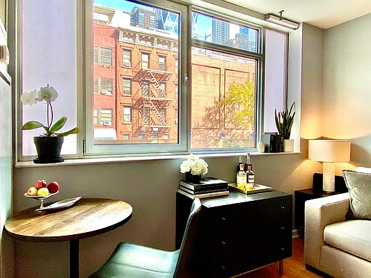 Rented by Compass | media 13