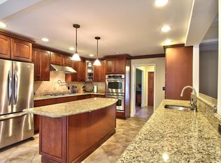 2 Timber Dr, Ocean, NJ 07712