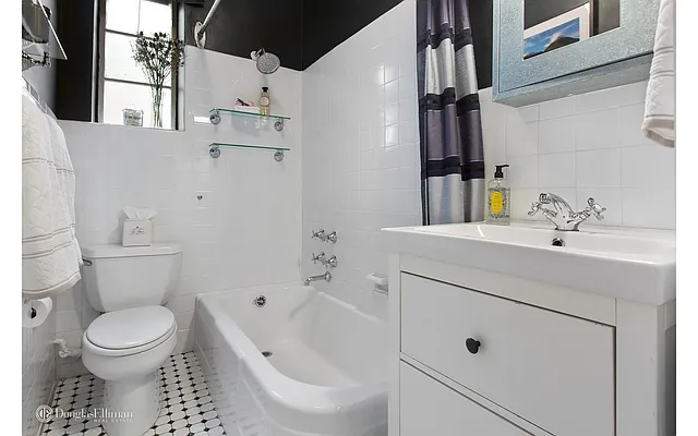 Sold by Douglas Elliman | media 16