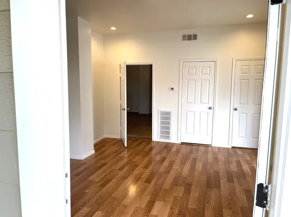 408 W Maple St #1, Independence, KS 67301