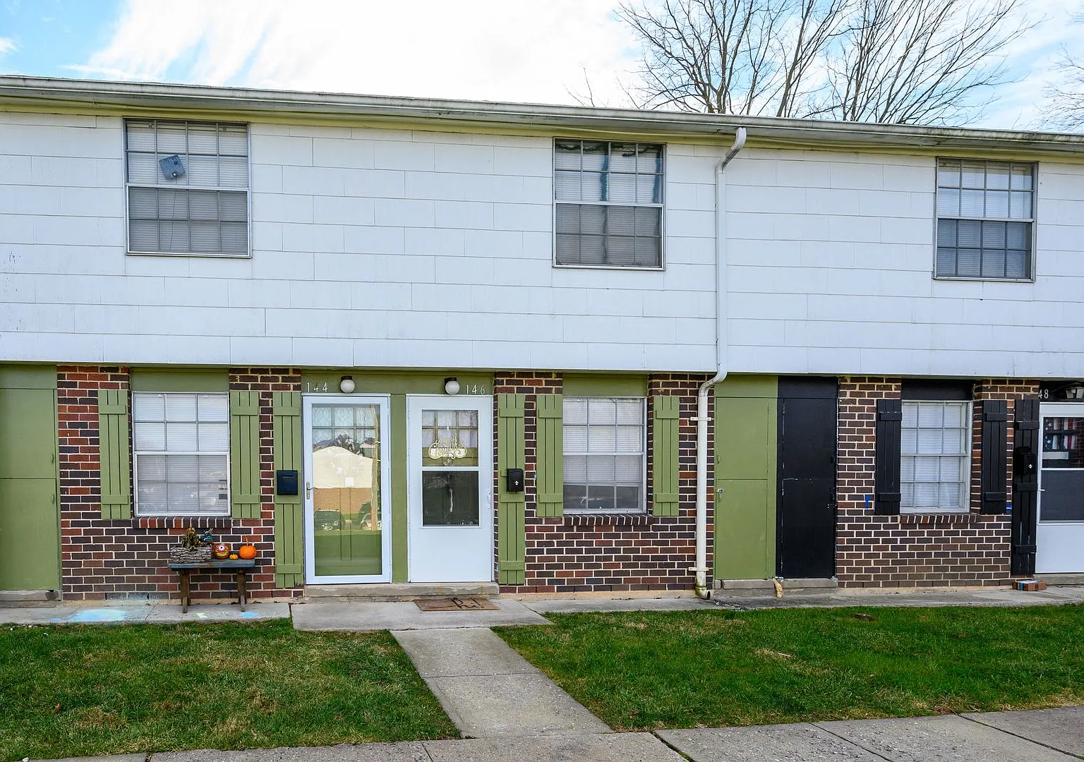 Littlestown Village Apartments — Photo 1