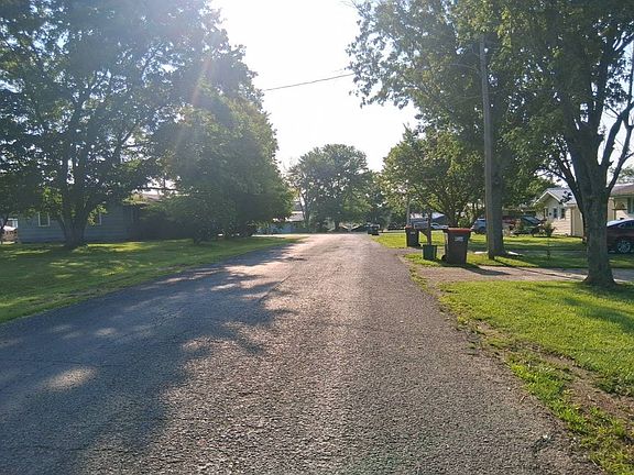 4th image of 21 Shipp Cir