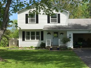 915 E River Rd, Grand Island, NY 14072