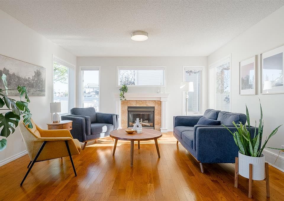 1st image of 25 SE Citadel Estates Mnr NW