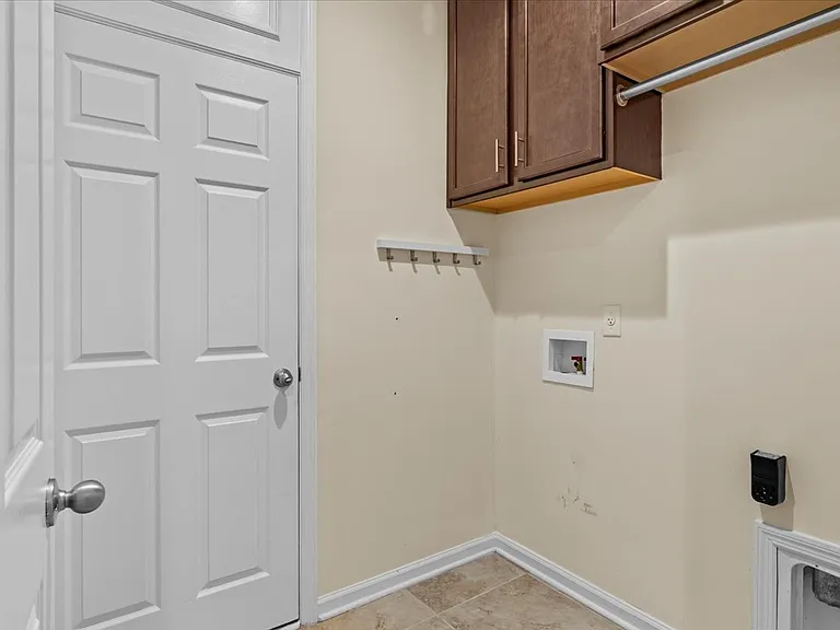 1201 E Redrock Ridge Ave — Photo 14