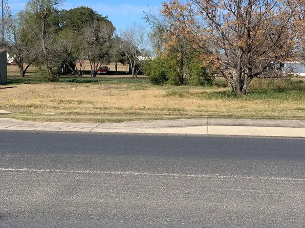 1419 Standish St LOT 5, Floresville, TX 78114