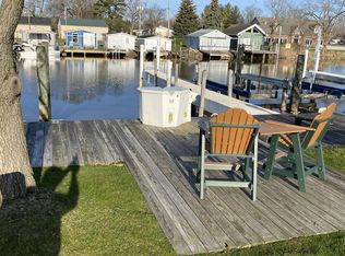 10 Pine River Rd, Saint Clair, MI 48079