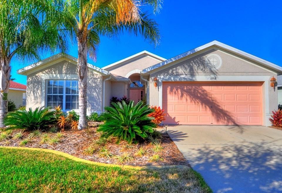1st image of 11912 Autumn Creek Dr