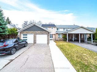 62 Elmvale Ave, Brampton, ON