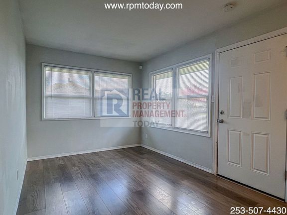 2nd image of 3841 S Park Ave APT 6
