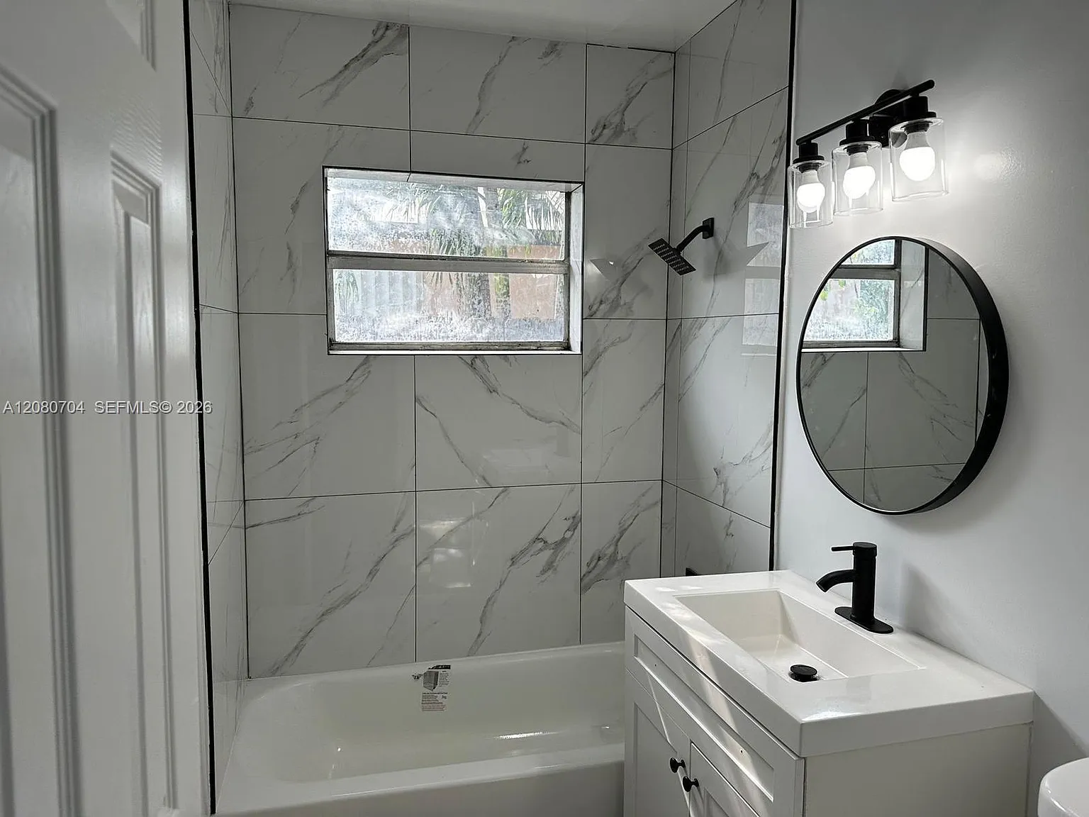 1 bed, 1.0 bath, $1,550 — Photo 4