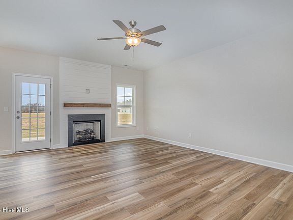 4th image of 54 Barony Lane