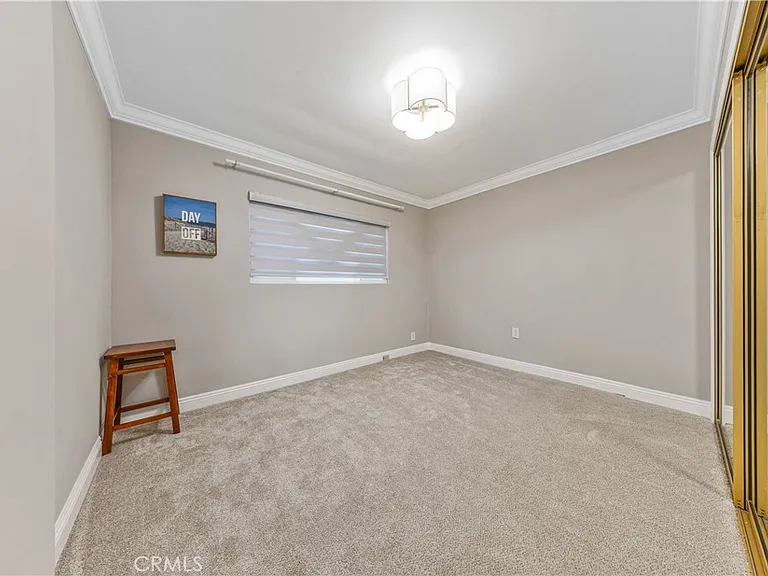 927 Montecito Dr — Photo 20
