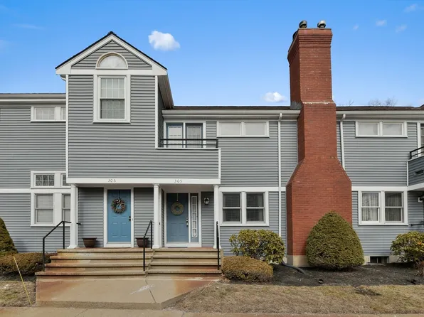 501 Auburn St APT 305, Whitman, MA 02382