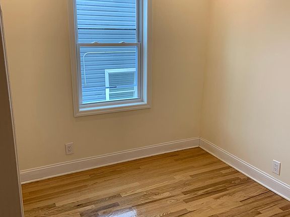3rd image of 131 Beach 121st St #12