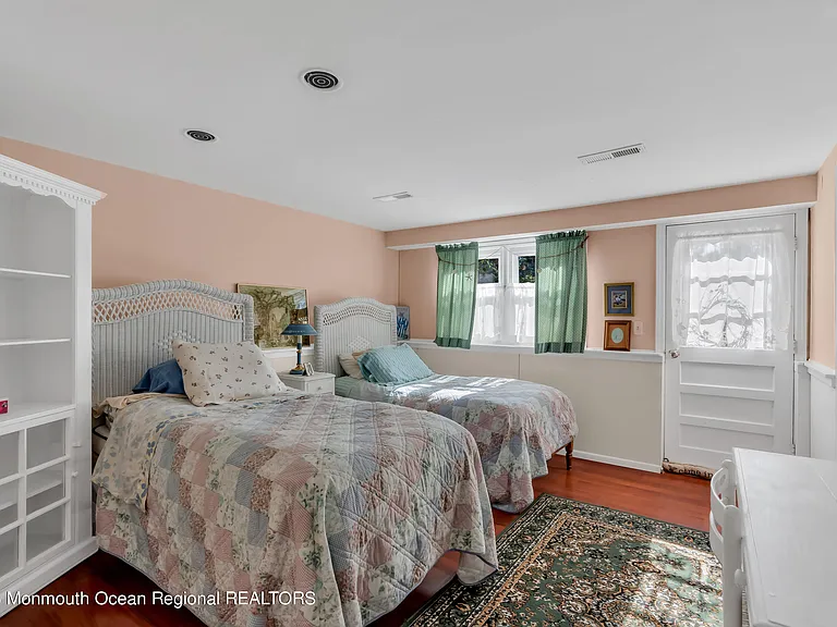 1305 Allaire Rd — Photo 20