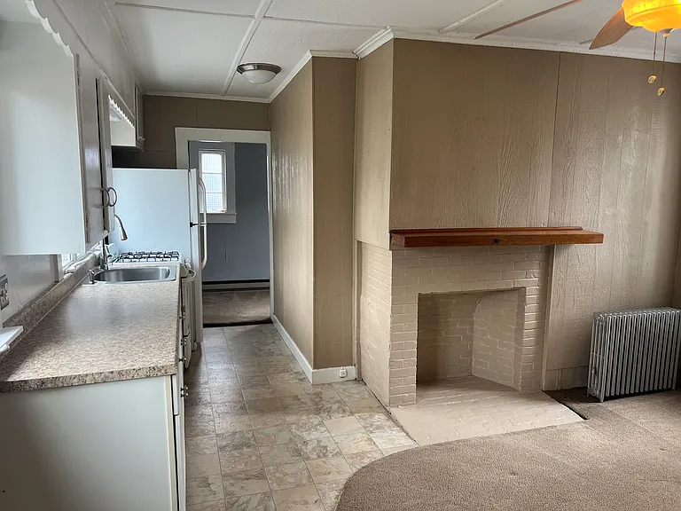 2 Lincoln St #1 — Photo 4