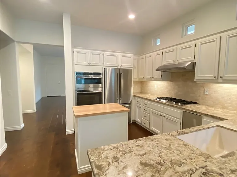 2510 Renata Ct — Photo 9