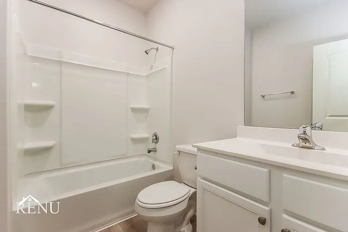 10482 Sweetwater Creek Dr — Photo 13
