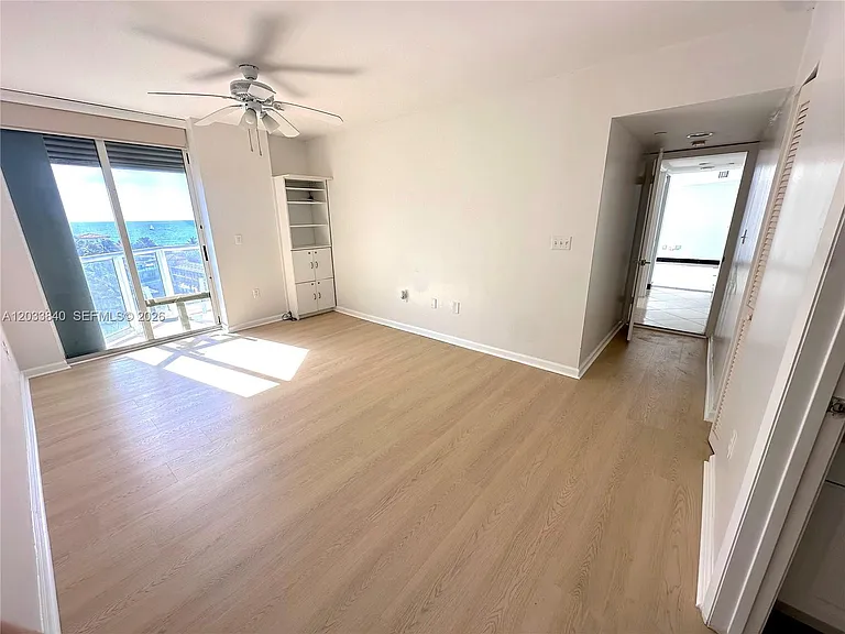 5900 Collins Ave #906 — Photo 8