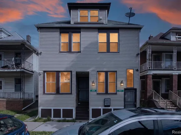 2029 Trowbridge St, Hamtramck, MI 48212