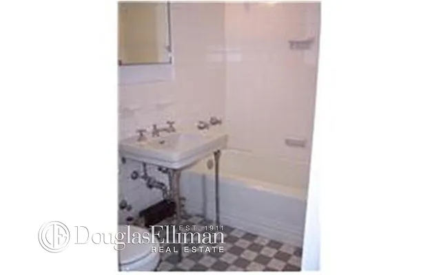 Rented by Douglas Elliman | media 42