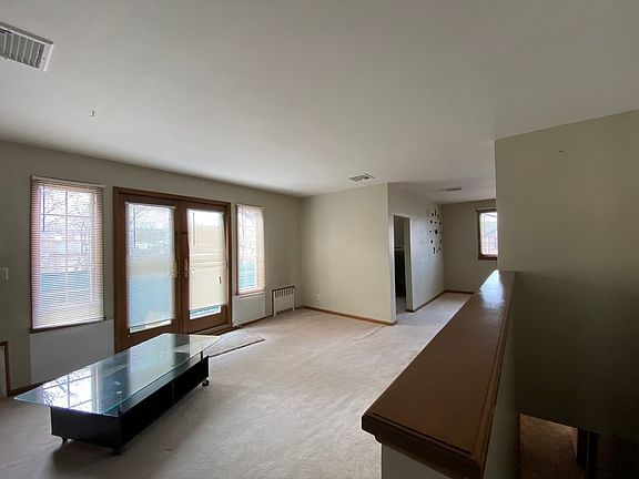 5th image of 66-17 71st St