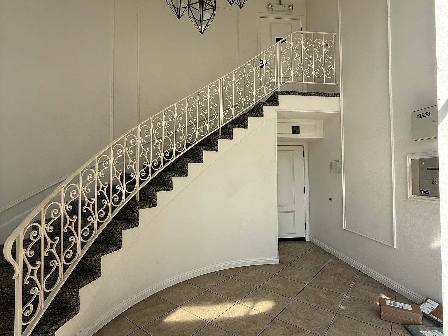 1 bed, 500 sqft, $2,580 — Photo 2