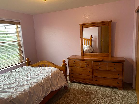Bedroom 3back