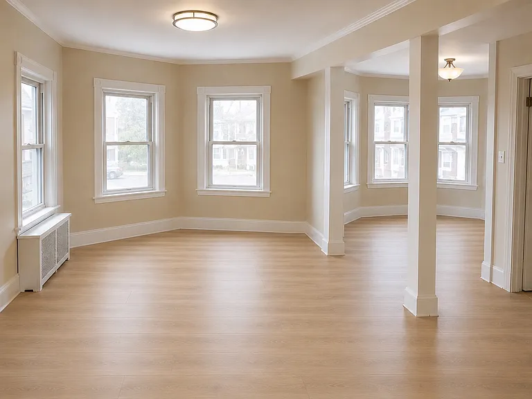 1038 Hyde Park Ave #2 — Photo 2