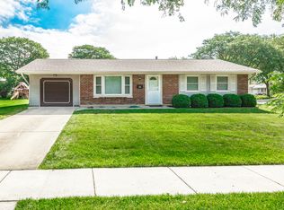 323 Marie Ln, Schaumburg, IL