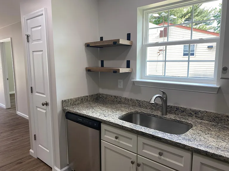 269 Sycamore Rd #A — Photo 5