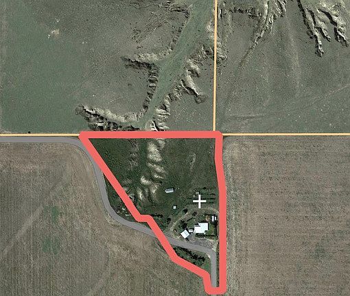 4th image of 1650 Road W
