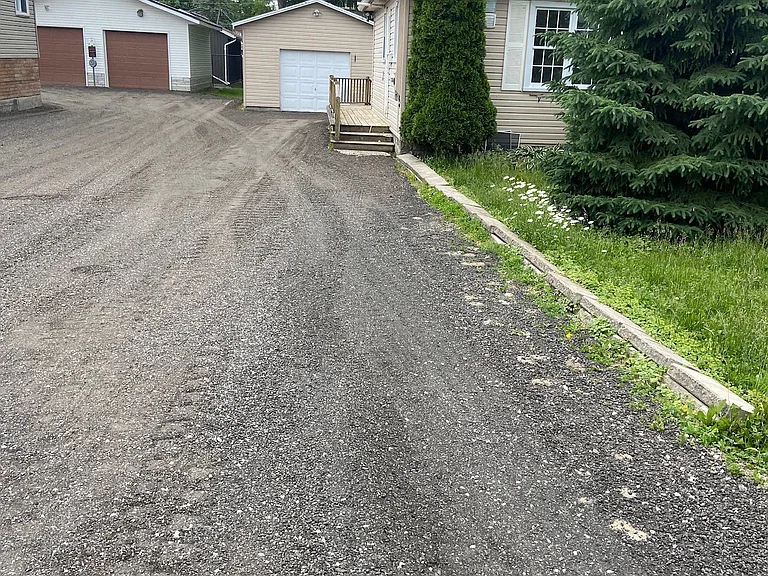 267 Rayners Rd — Photo 18
