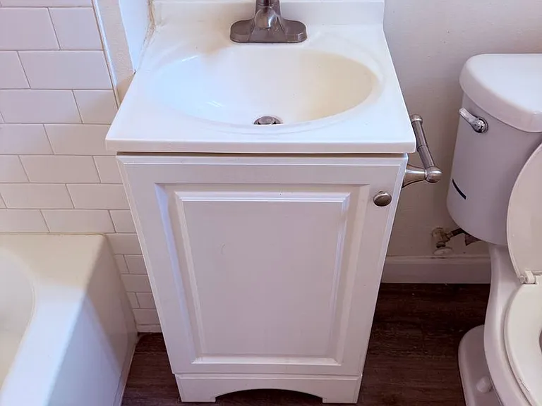 1033 Hoffman Ave — Photo 14